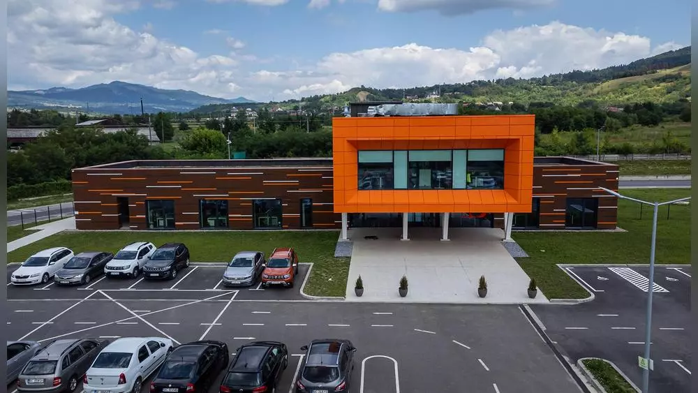 Comanesti_office_-_2022.jpg